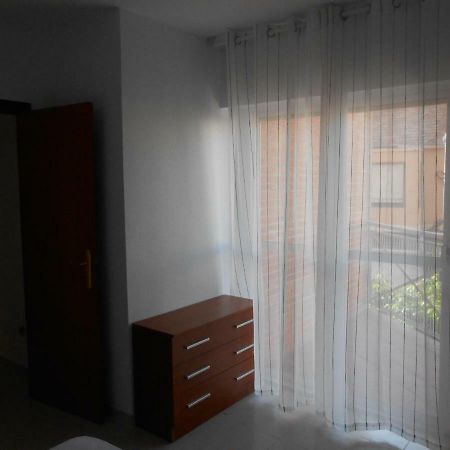 Apartamento Bazan 35 Apartment ตอร์เรเวียคา ภายนอก รูปภาพ