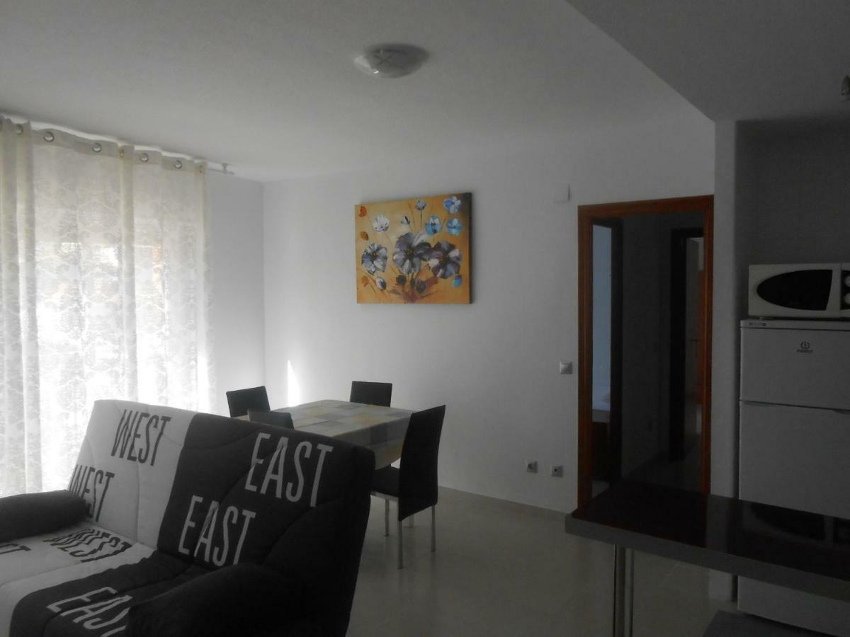 Apartamento Bazan 35 Apartment ตอร์เรเวียคา ภายนอก รูปภาพ